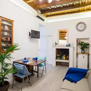 Appartamento Colosseum/panisperna Nina With Terrace, Roma